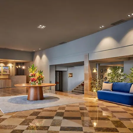 Hotell Nh Centro