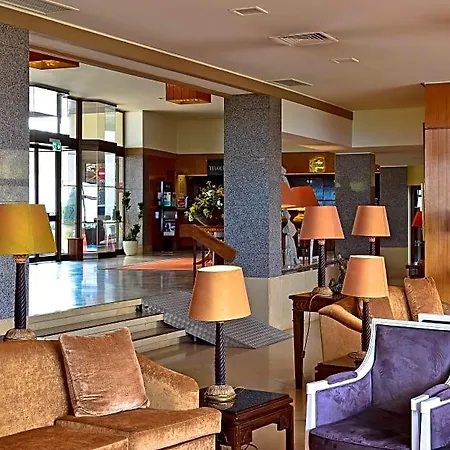 Hotel Nh Centro 4*