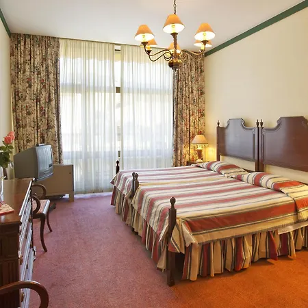 Nh Centro Hotell 4*