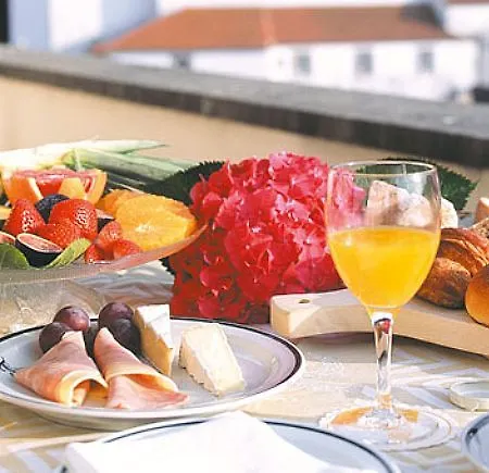 Nh Centro 酒店 辛特拉