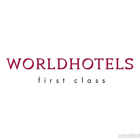 מלון Nh Centro 4*