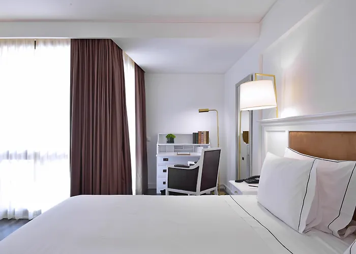 Nh Centro Hotel Sintra